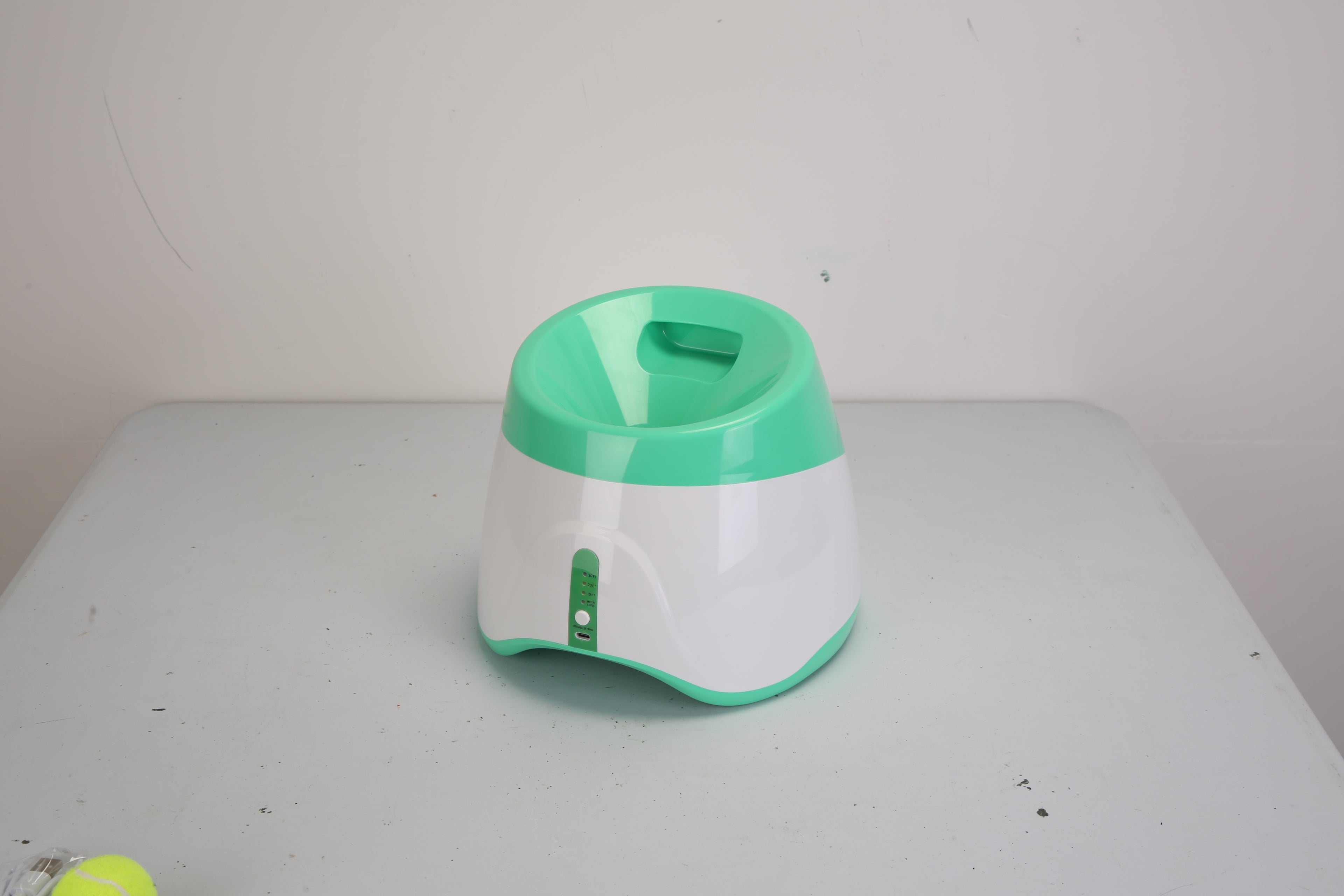 FetchMaster™ Pro – Automatic Interactive Ball Launcher for Dogs (3-5 Day US Delivery)